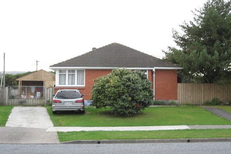 Photo of property in 5 Hewer Crescent, Naenae, Lower Hutt, 5011