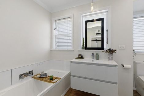 Photo of property in 24 Mcleod Street, Elderslea, Upper Hutt, 5018