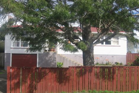 Photo of property in 17 Taraire Crescent, Otangarei, Whangarei, 0112