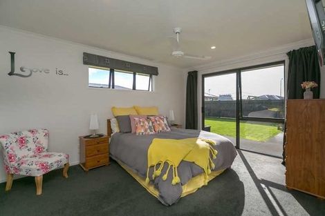 Photo of property in 50b Wills Road, Bell Block, New Plymouth, 4312
