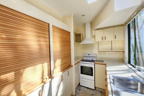 Photo of property in 6 Eagle Street, Karori, Wellington, 6012