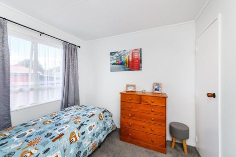 Photo of property in 2 Grant Place, Awapuni, Palmerston North, 4412
