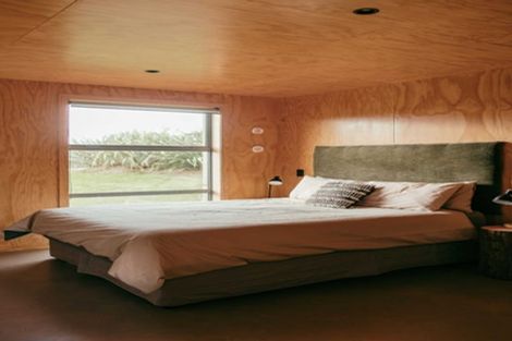 Photo of property in 120 Mair Road, Curio Bay, Tokanui, 9884