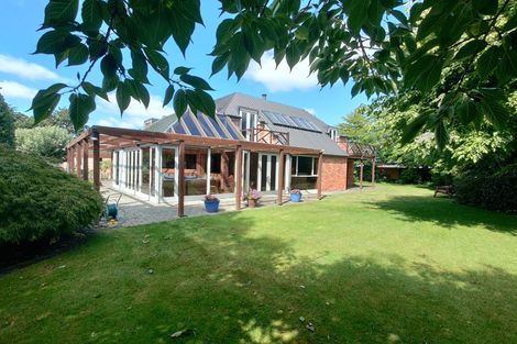 Photo of property in 15 Oak Grove, Ashburton, 7700