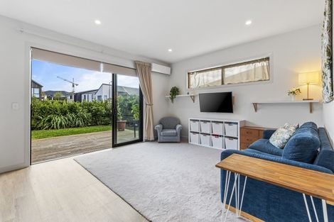 Photo of property in 7/46 Jane Maree Road, Kumeu, 0810