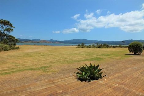 Photo of property in 124 Ti Kouka Crescent, Matarangi, Whitianga, 3592