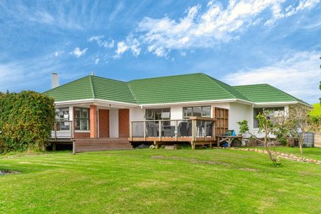 Photo of property in 161 Ranganui Road, Kaiwaka, 0573