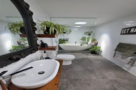 Photo of property in 36 Manaia Road, Tairua, 3508