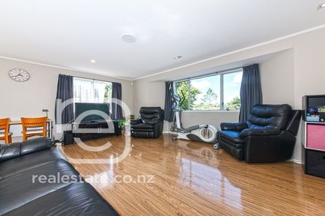 Photo of property in 50 Regency Place, Sunnynook, Auckland, 0632