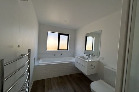 Photo of property in 7 Collie Road, Jacks Point, 9371