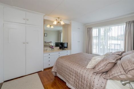 Photo of property in 25 Koromiko Street, Otaki Beach, Otaki, 5512
