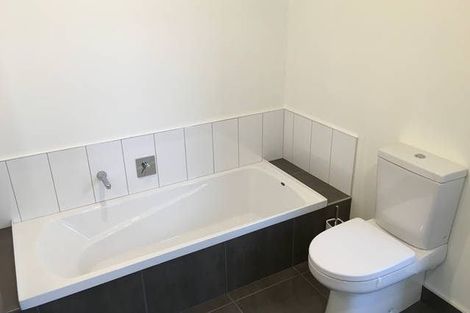 Photo of property in 29d Eastview Road, Glen Innes, Auckland, 1072