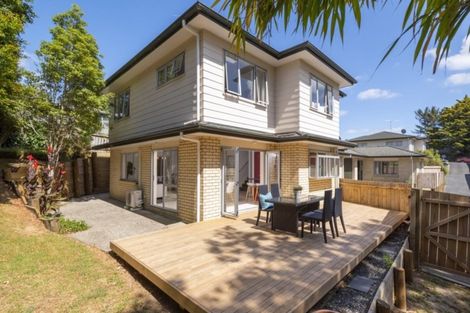 Photo of property in 3a Trelawn Place, Cockle Bay, Auckland, 2014