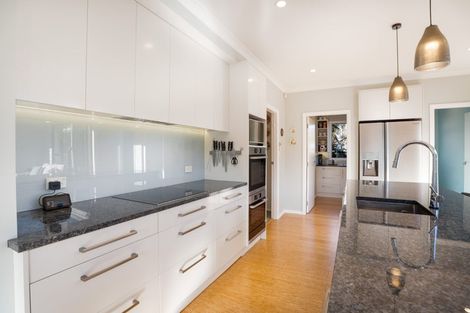 Photo of property in 51 Oxford Street, Tawa, Wellington, 5028