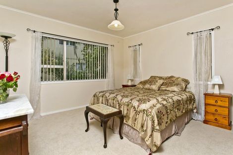 Photo of property in 42 Maxwelton Drive, Mairangi Bay, Auckland, 0630
