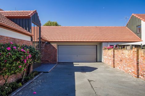 Photo of property in 2/45 Lochee Road, Upper Riccarton, Christchurch, 8041
