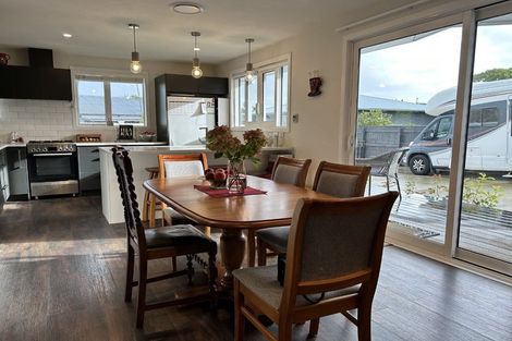 Photo of property in 71a Middle Road, Havelock North, 4130