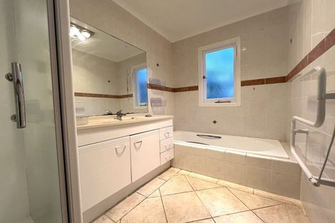 Photo of property in 26 Bucklands Beach Road, Bucklands Beach, Auckland, 2012