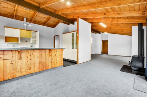 Photo of property in 17 Villa Place, Bell Block, New Plymouth, 4312