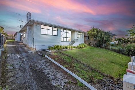 Photo of property in 92 Fisher Crescent, Otara, Auckland, 2023