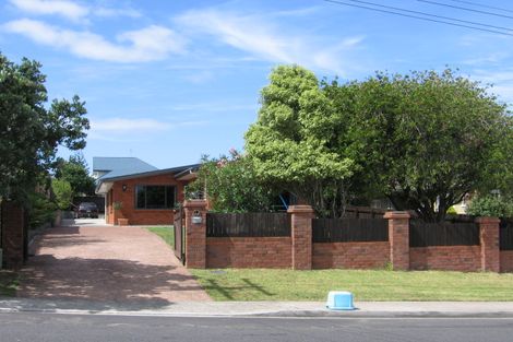 Photo of property in 10 Rogan Street, Mount Roskill, Auckland, 1041