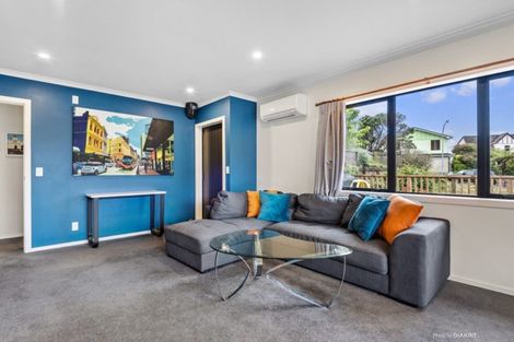 Photo of property in 10a Buxton Avenue, Karori, Wellington, 6012