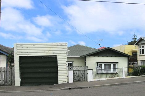 Photo of property in 7 Akatea Street, Berhampore, Wellington, 6023