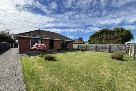 Photo of property in 10 Oakdale Street, Avonhead, Christchurch, 8042