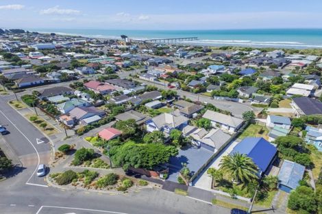 Photo of property in 69 Union Street, New Brighton, Christchurch, 8061