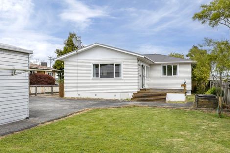 Photo of property in 50 Taupo View Road, Taupo, 3330