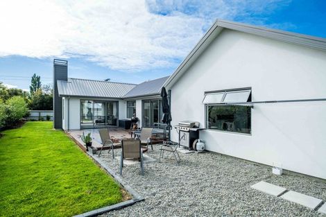Photo of property in 27 Richard Pearse Drive, Temuka, 7920