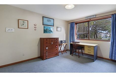 Photo of property in 212 High Street, Oxford, 7430