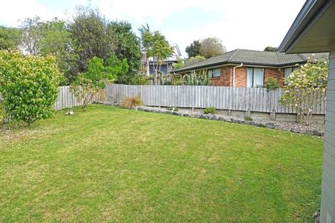 Photo of property in 12 Governor Grey Road, Snells Beach, 0920