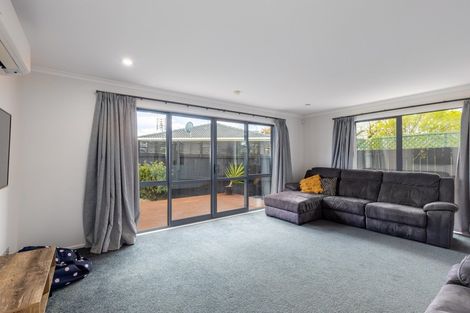 Photo of property in 2/178 Bowhill Road, New Brighton, Christchurch, 8083