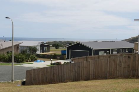Photo of property in 6 Tua Tua Place, Baylys Beach, Dargaville, 0377