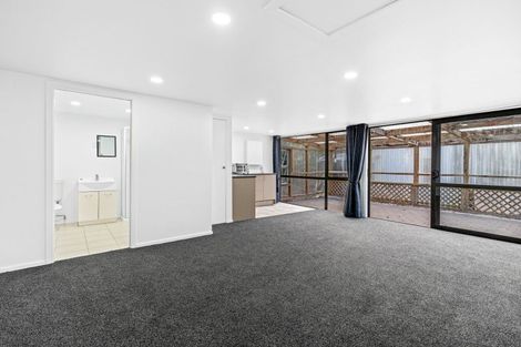 Photo of property in 55 Pukenamu Road, Te Horo, Otaki, 5581