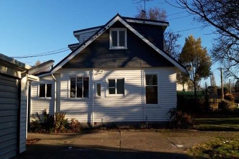 Photo of property in 27 Avonhead Road, Avonhead, Christchurch, 8042