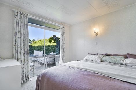 Photo of property in 2/518 Fitzroy Avenue, Hastings, 4122