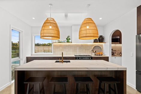 Photo of property in 11 Moya Drive, Matakana, 0985