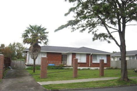 Photo of property in 4 Cheam Place, Pakuranga Heights, Auckland, 2010