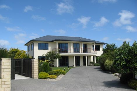 Photo of property in 5 Chesterfield Mews, Russley, Christchurch, 8042