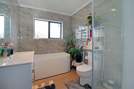 Photo of property in 6 Chayward Place, Mangere, Auckland, 2022