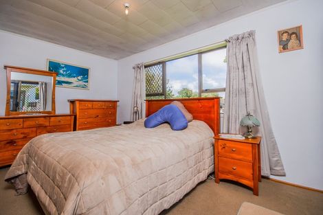 Photo of property in 20 Leaver Place, Weymouth, Auckland, 2103