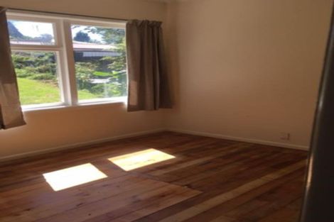 Photo of property in 15 Gordon Road, Western Heights, Rotorua, 3015