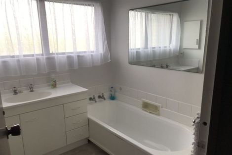 Photo of property in 2/55 Oceanbeach Road, Mount Maunganui, 3116