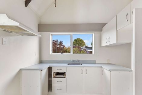 Photo of property in 30b Newton Place, Westbrook, Palmerston North, 4412