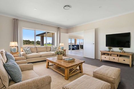 Photo of property in 30 Mahurangi East Road, Snells Beach, 0982