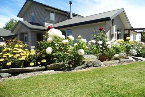 Photo of property in 140 Awamoa Road, Holmes Hill, Oamaru, 9492