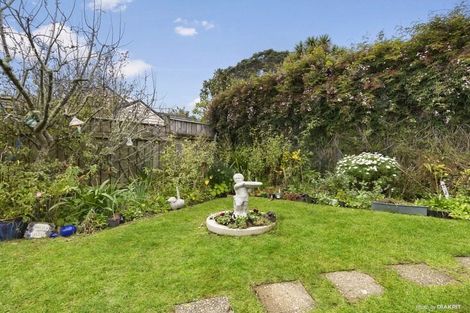 Photo of property in 8 Burma Road, Khandallah, Wellington, 6035