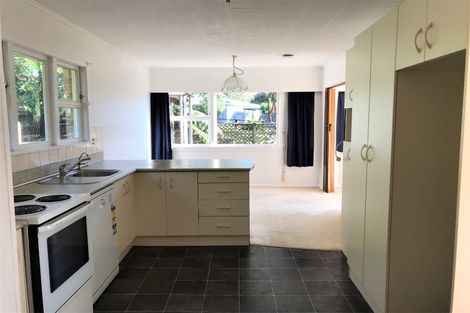 Photo of property in 18 Beaumont Crescent, Frankleigh Park, New Plymouth, 4310